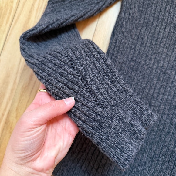 Sundance Toasty Dimensions Roll Neck Charcoal Ribbed Knit Cozy Sweater - Picture 9 of 11